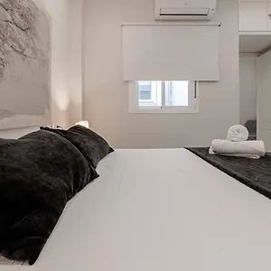 isa-suites-apartments-boutique.es-andalucia.com/